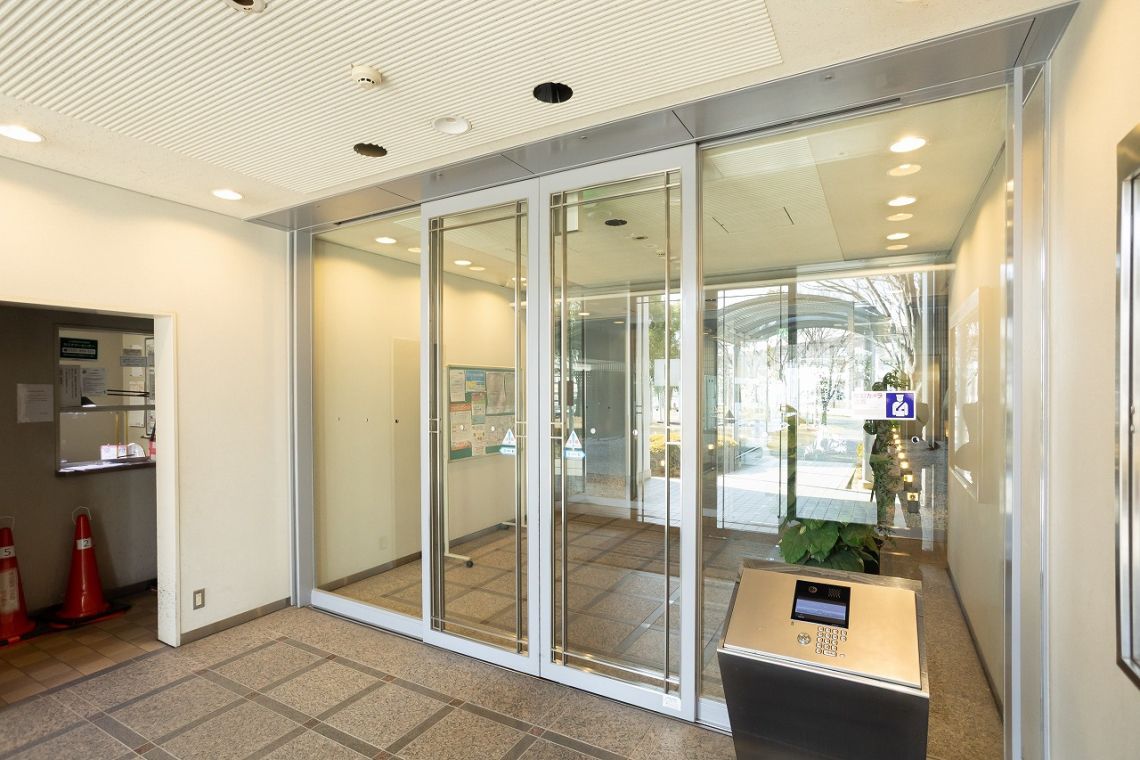 ファミールタワープラザ岡山イーストタワーエントランス