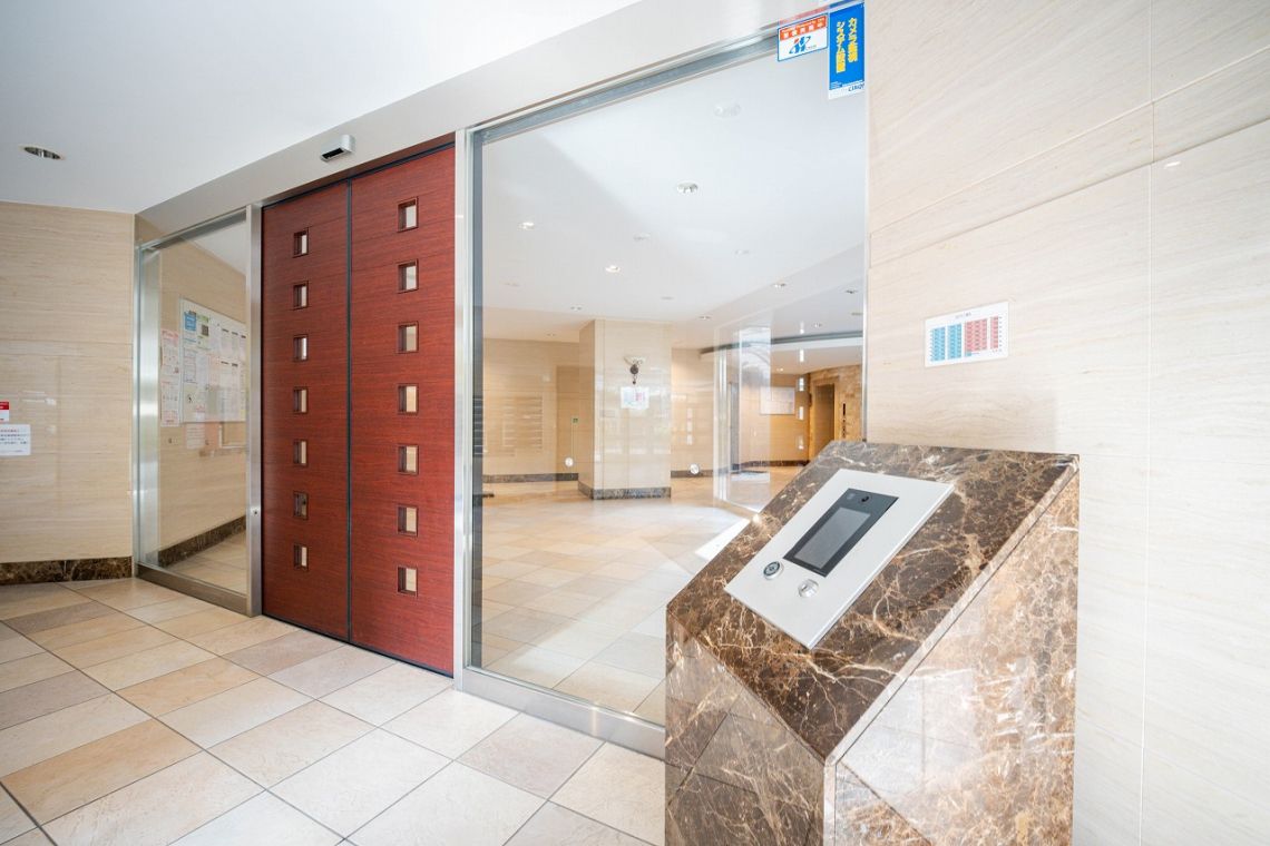 アンビエント西院ダイヤモンドイーストエントランス