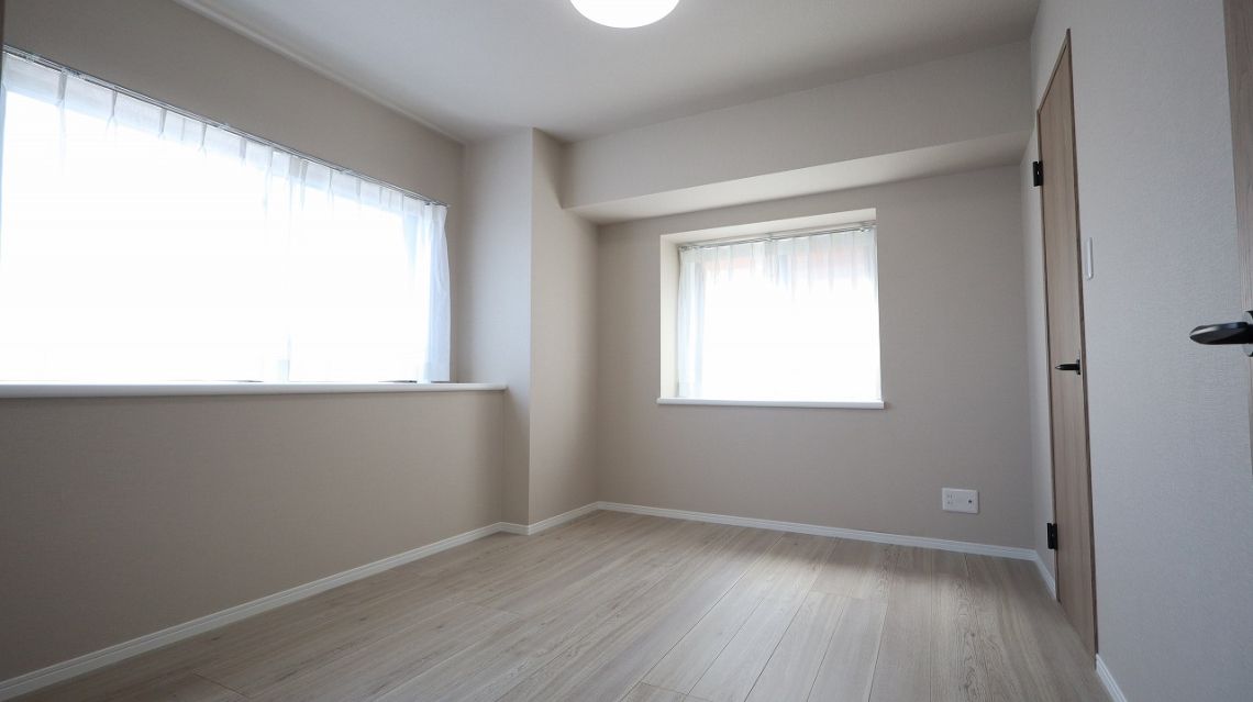 ライオンズヴィアーレ浦和弐番館居室