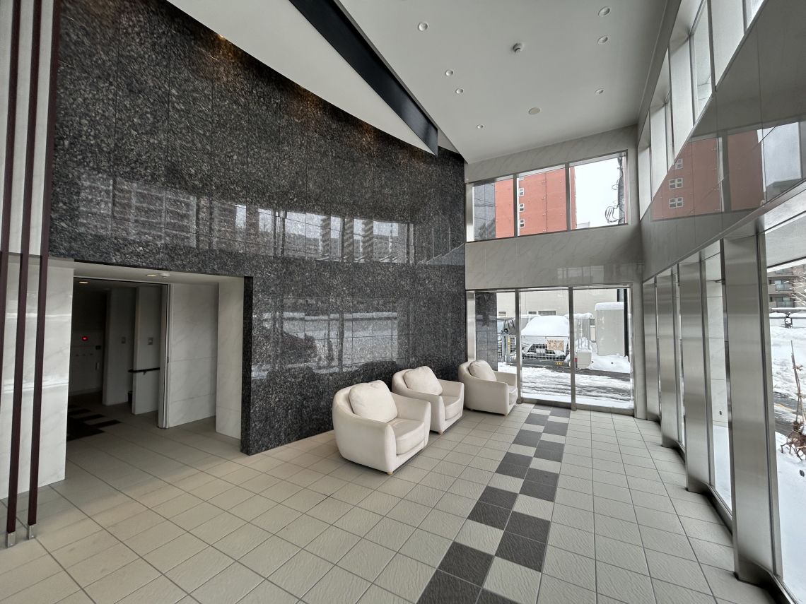 クレアホームズ札幌大通東エスシートエントランス