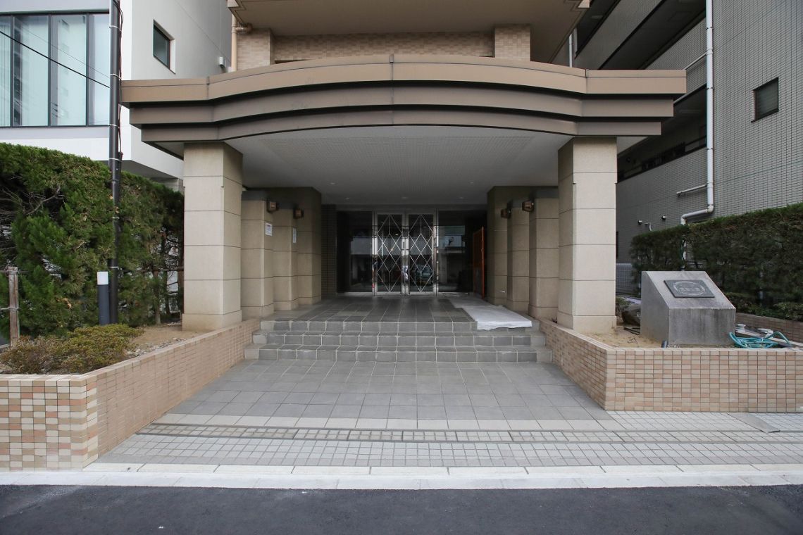 セレナハイム常盤公園エントランス