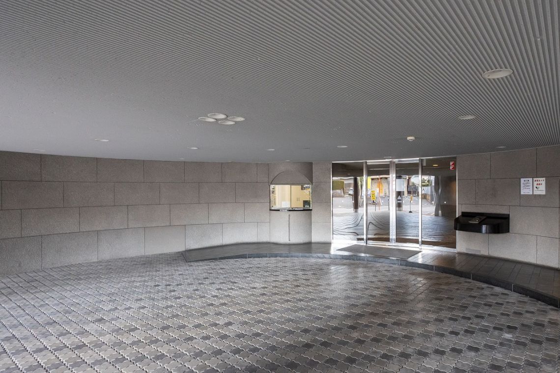 藤和緑井ハイタウンエントランス