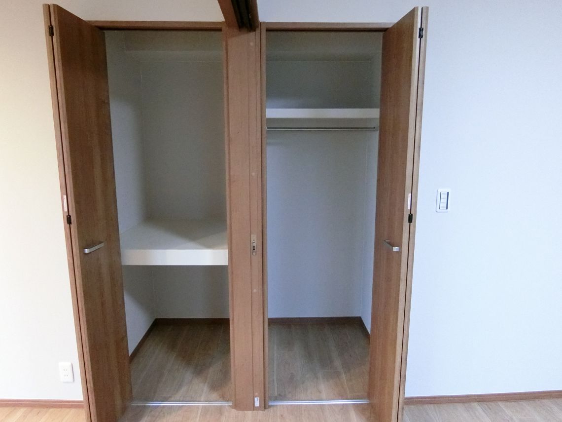 ライオンズマンション高岡中島町収納