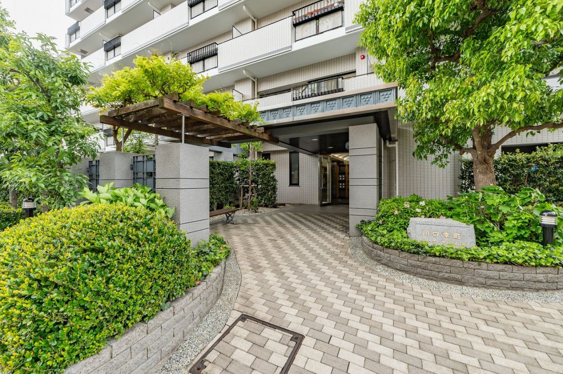 川口幸町パーク・ホームズエントランス
