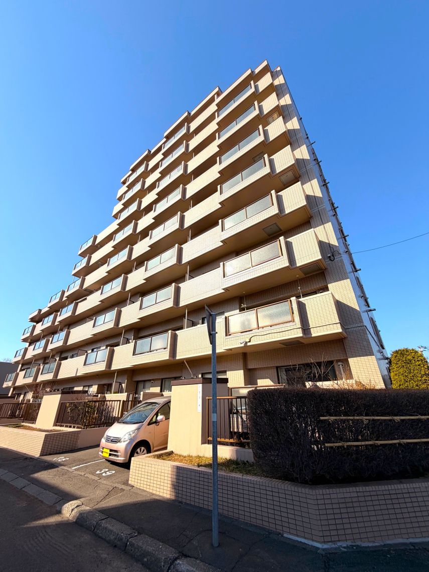 ロイヤルシャトー伏古公園現地外観写真