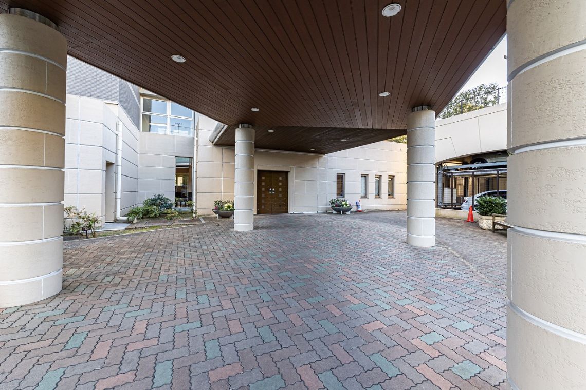 エルザタワー３２エントランス