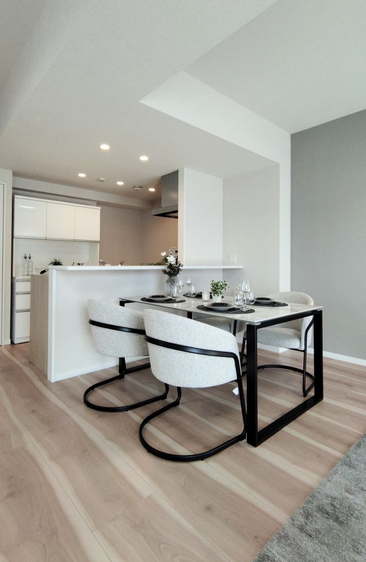 ロイヤルアーク藤崎南ダイニング