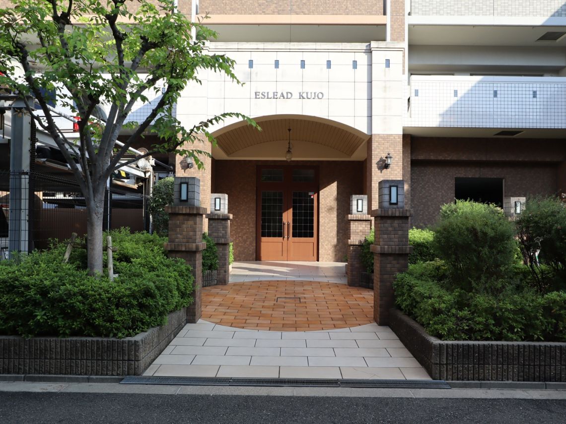 エスリード九条エントランス