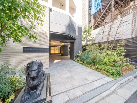 ライオンズ千代田岩本町ミレスエントランス