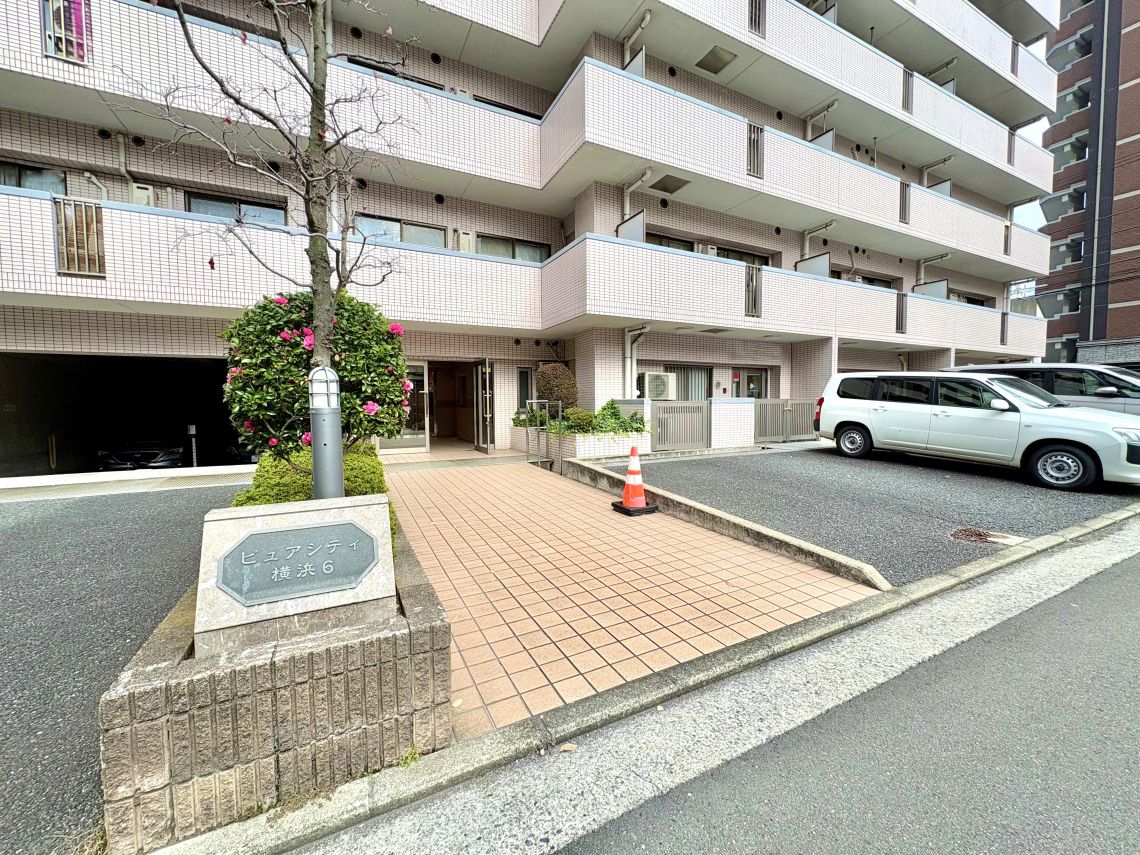 ピュアシティ横浜６エントランス