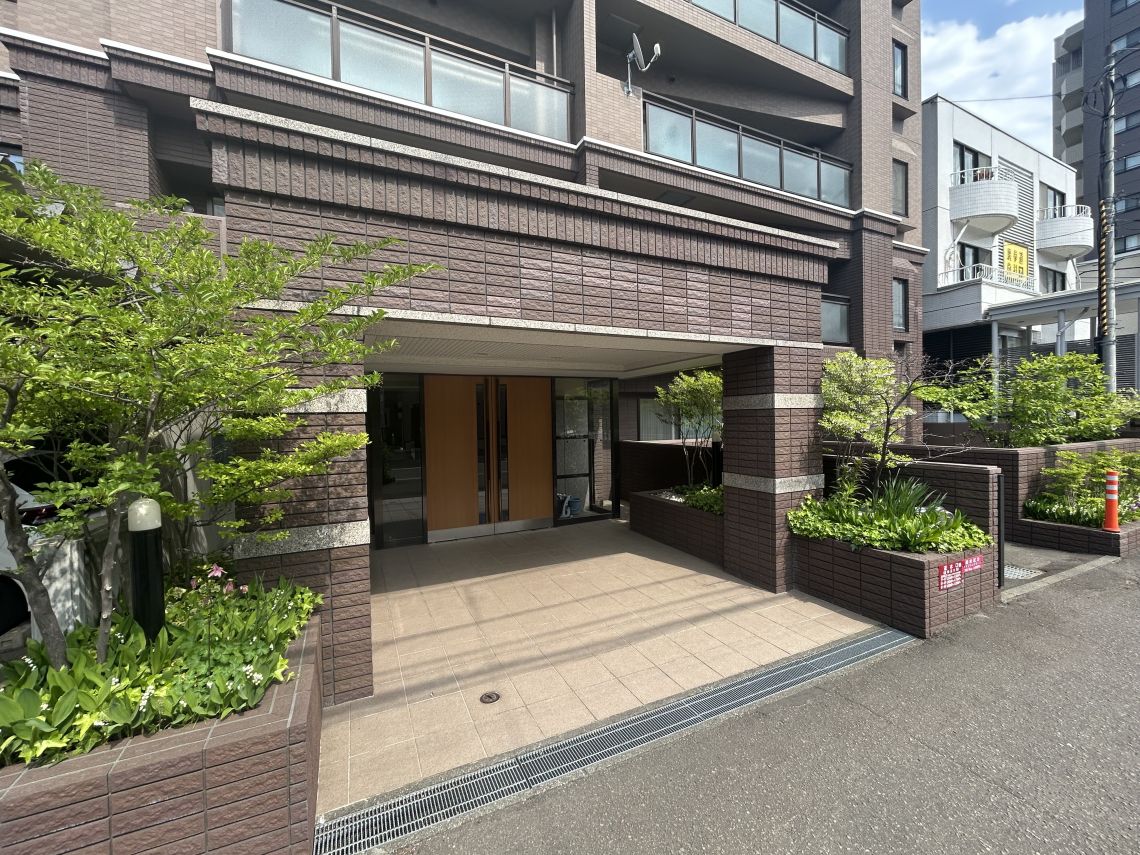 ファミール円山裏参道グランデージエントランス