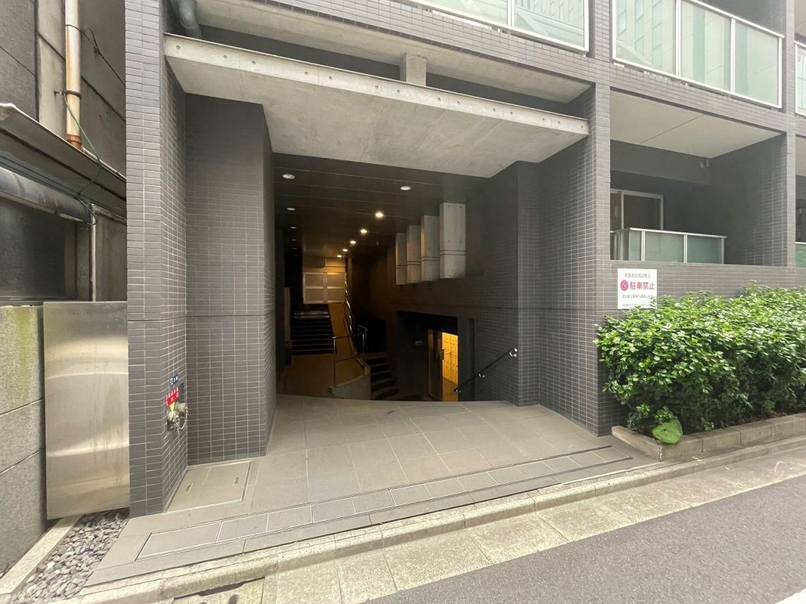 日本橋室町デュープレックスポーションエントランス