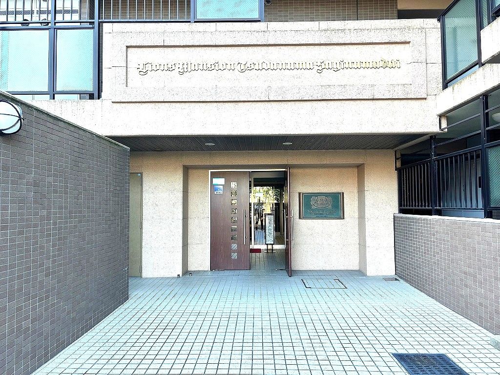 ライオンズマンション津田沼鷺沼台エントランス