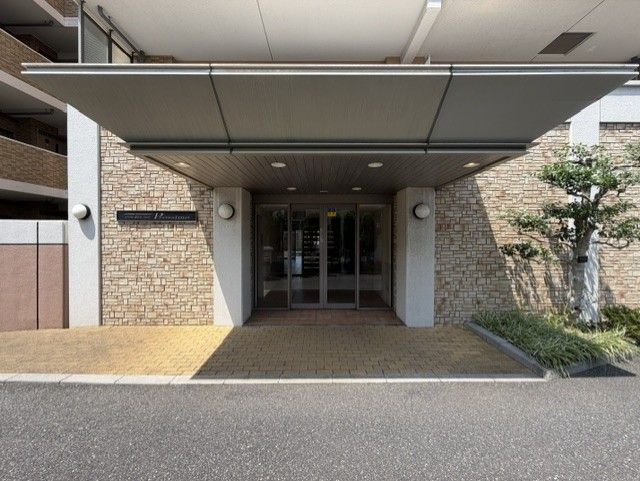 ルイシャトレ西川口プロッシモエントランス