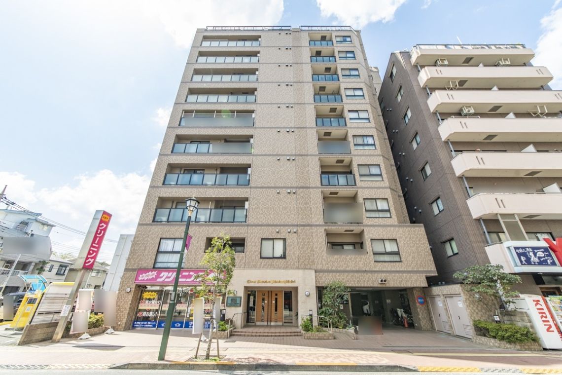 ライオンズマンション三鷹中央通り現地外観写真