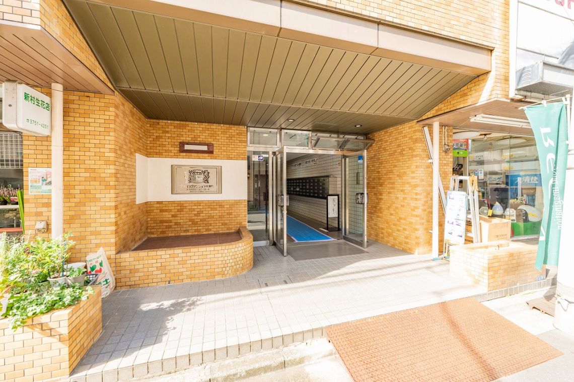 ライオンズマンション千鳥町エントランス
