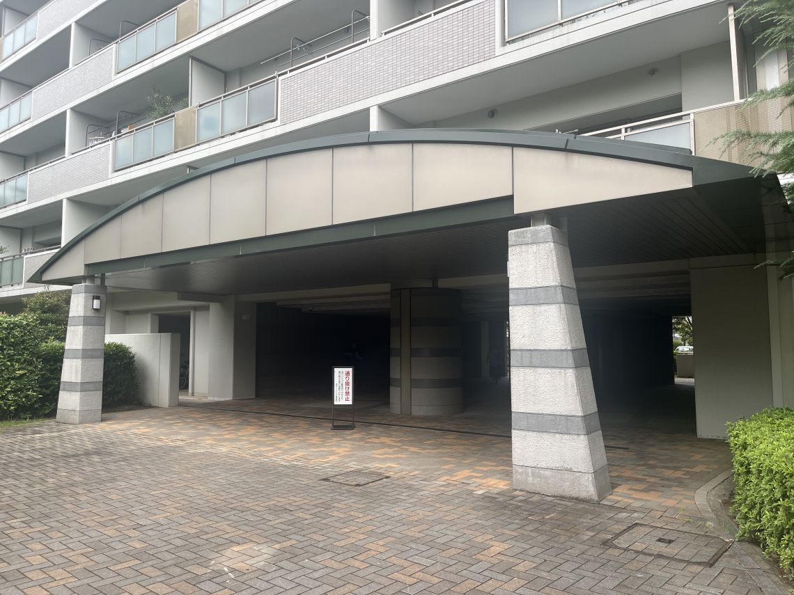 港北パークヒルズ壱番館エントランス