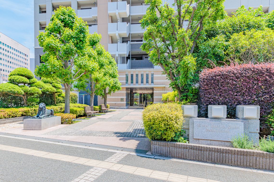 ライオンズステーションプラザ津田沼エントランス
