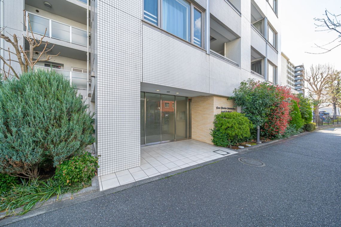 ライオンズマンション高田馬場サウスレジデンスエントランス