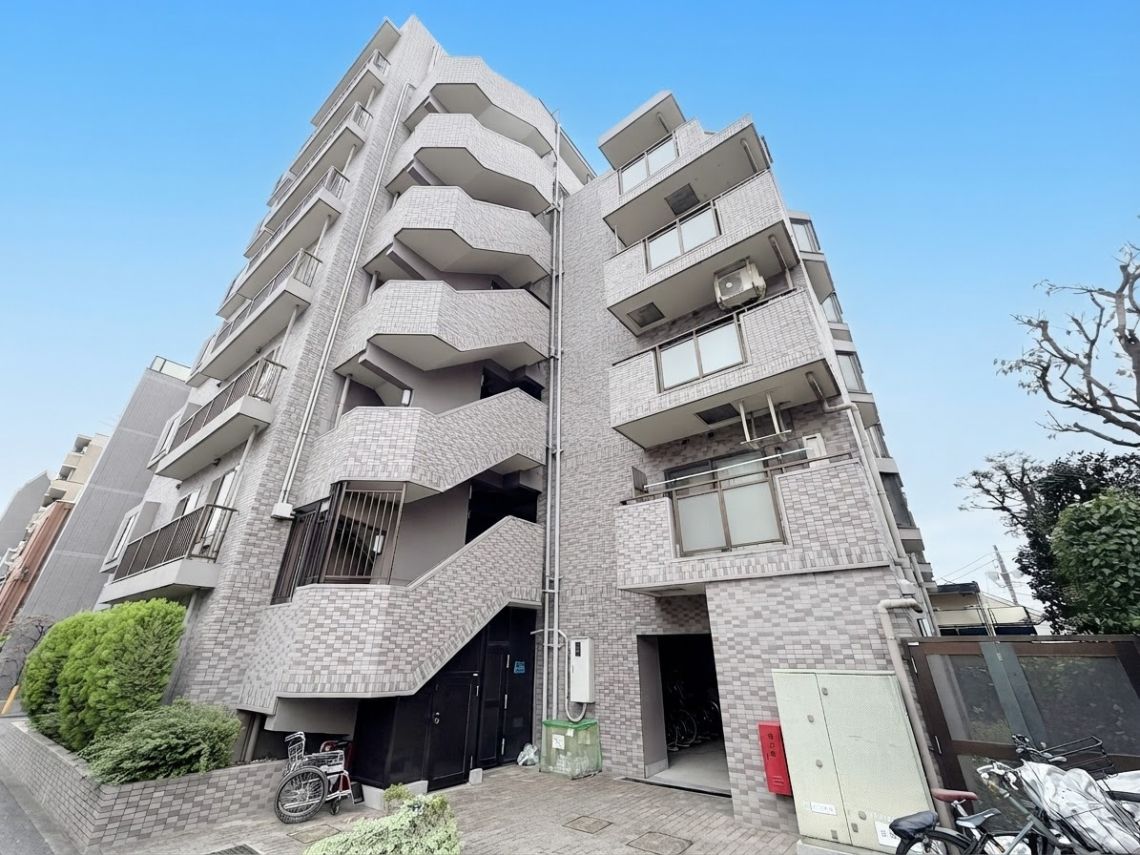 セザール都立大学現地外観写真
