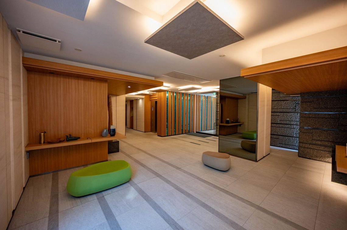 プレミスト三鷹エントランス