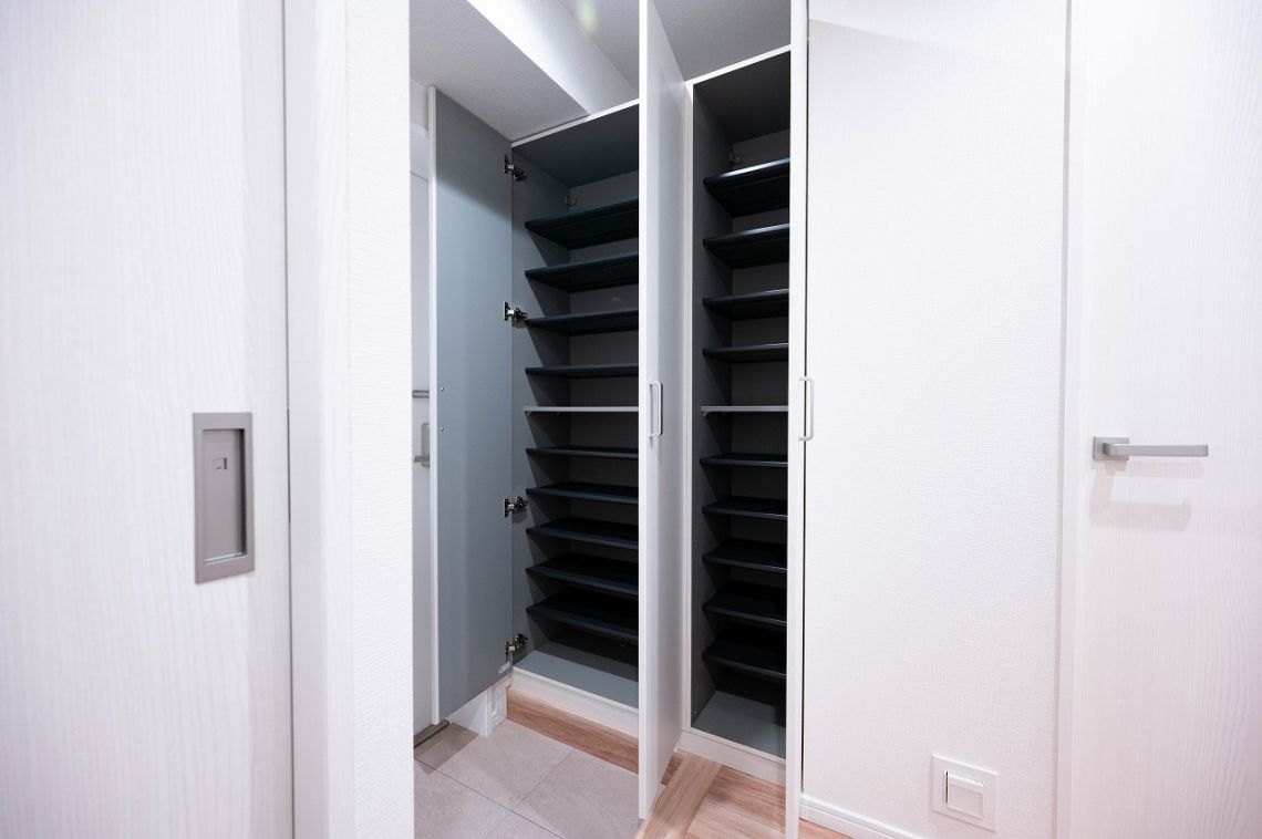 フランシェールつつじヶ丘収納