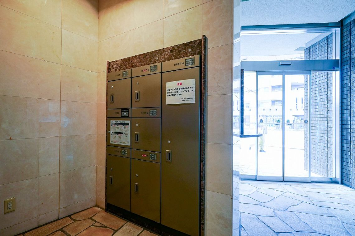 ヴェスト・ノーヴァ西院前面道路を含む現地写真