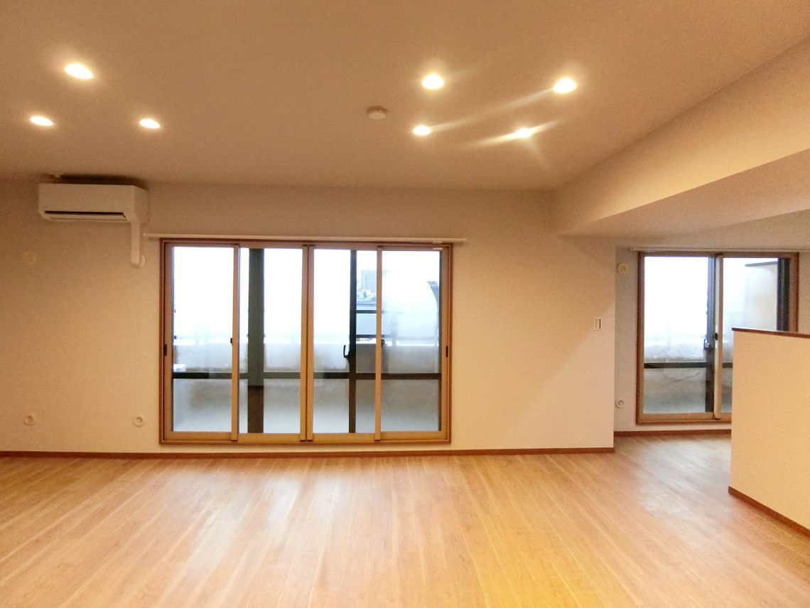 ライオンズマンション高岡中島町リビング