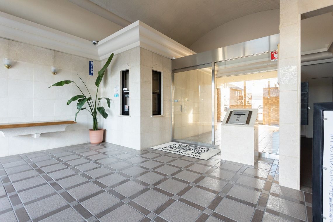 ライオンズマンション上中野ロビー