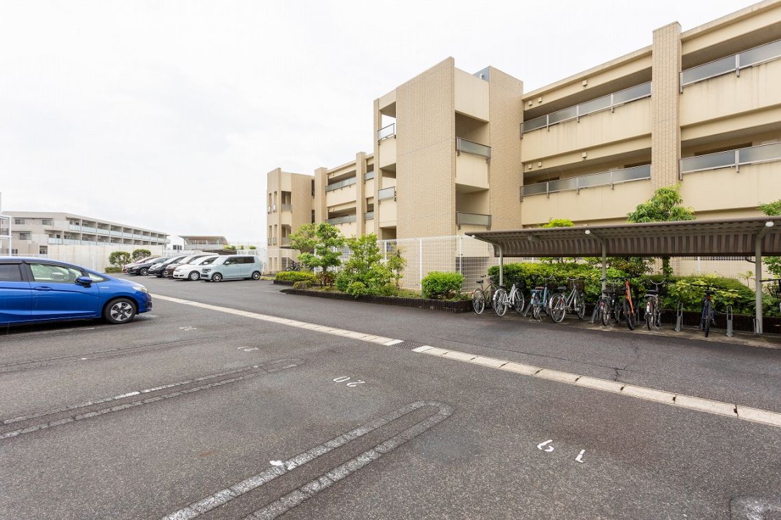 グランドメゾン扇町駐車場