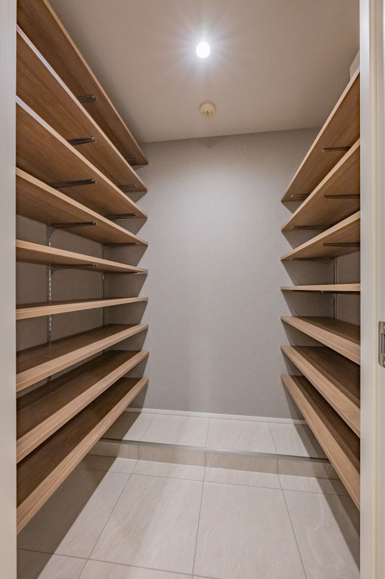 ライオンズマンション弦巻グランフォート収納