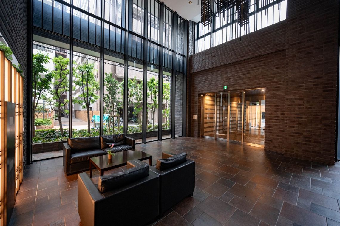 ＴＨＥ　ＴＯＷＥＲ　ＫＯＩＳＨＩＫＡＷＡエントランス