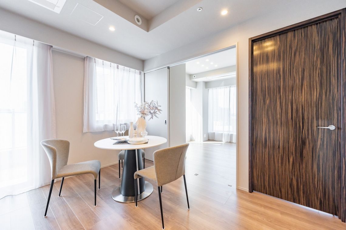 プラウドタワー千代田富士見レジデンスリビング