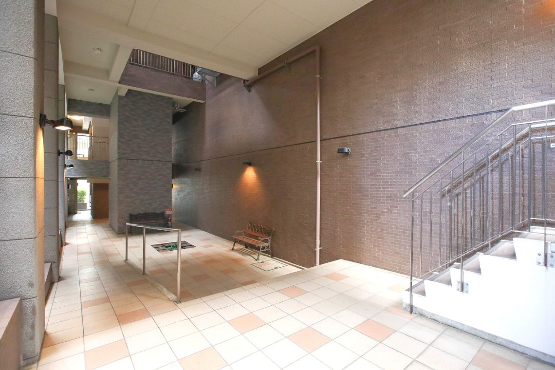 ウィスティリアコート代官山ロビー