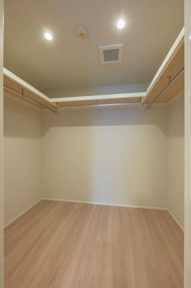 ライオンズマンション弦巻グランフォート収納