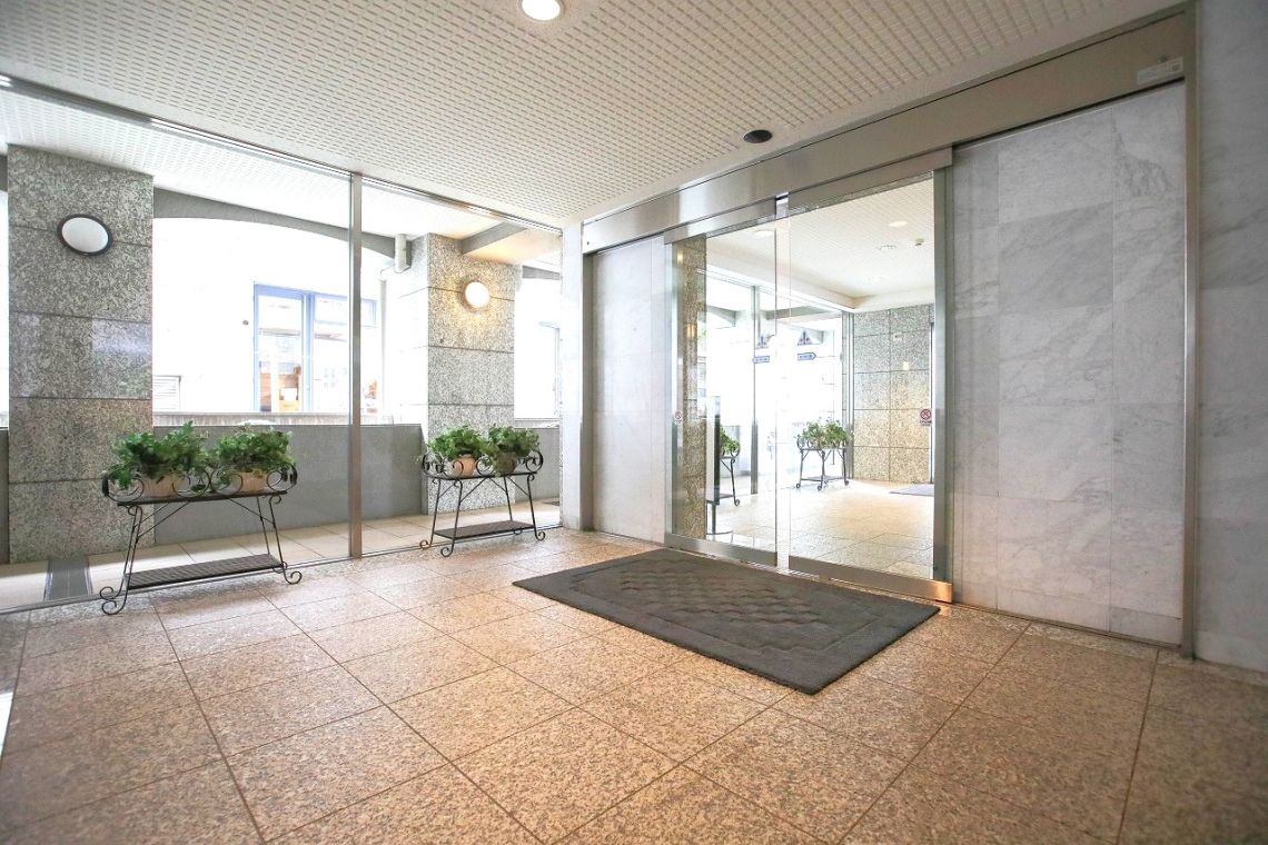 ウィスティリアコート代官山ロビー