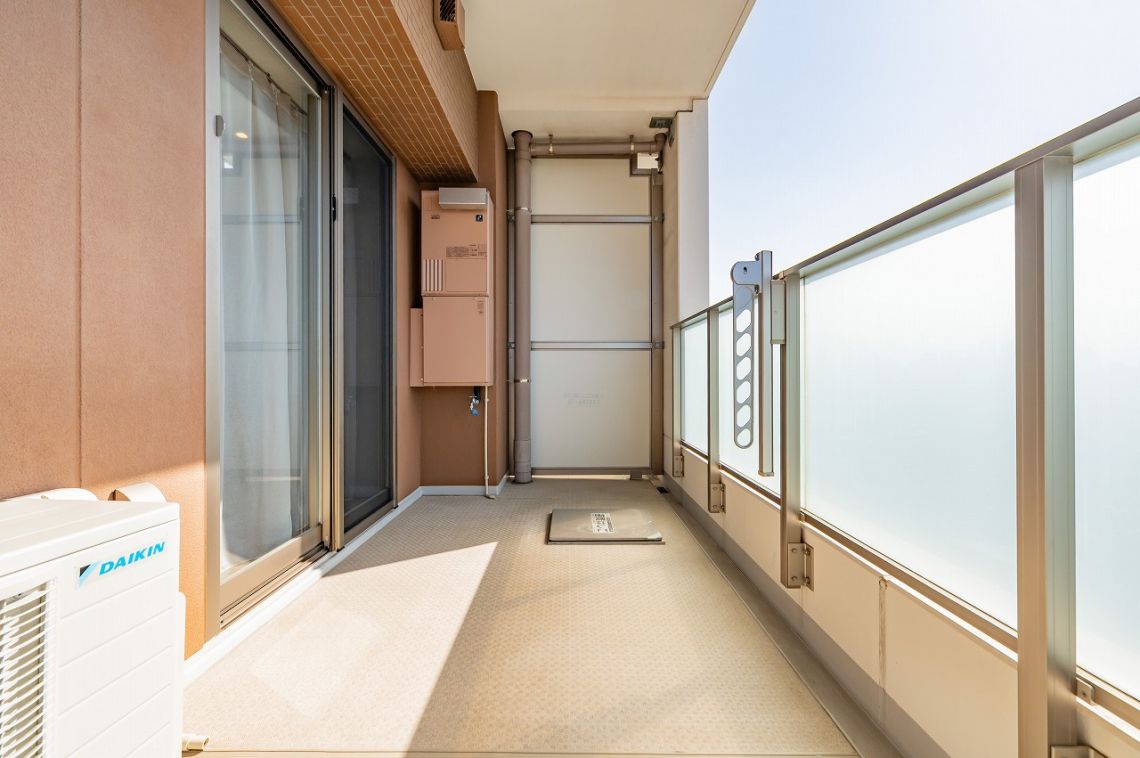 プラウドタワー千代田富士見レジデンスバルコニー