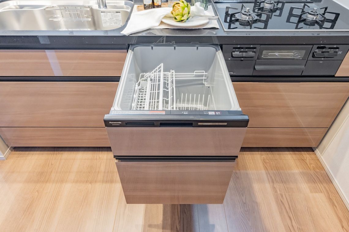 プラウドタワー千代田富士見レジデンス構造・工法・仕様：食器洗乾燥機