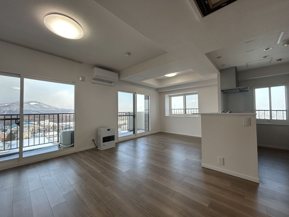 ライオンズマンション西岡リビング