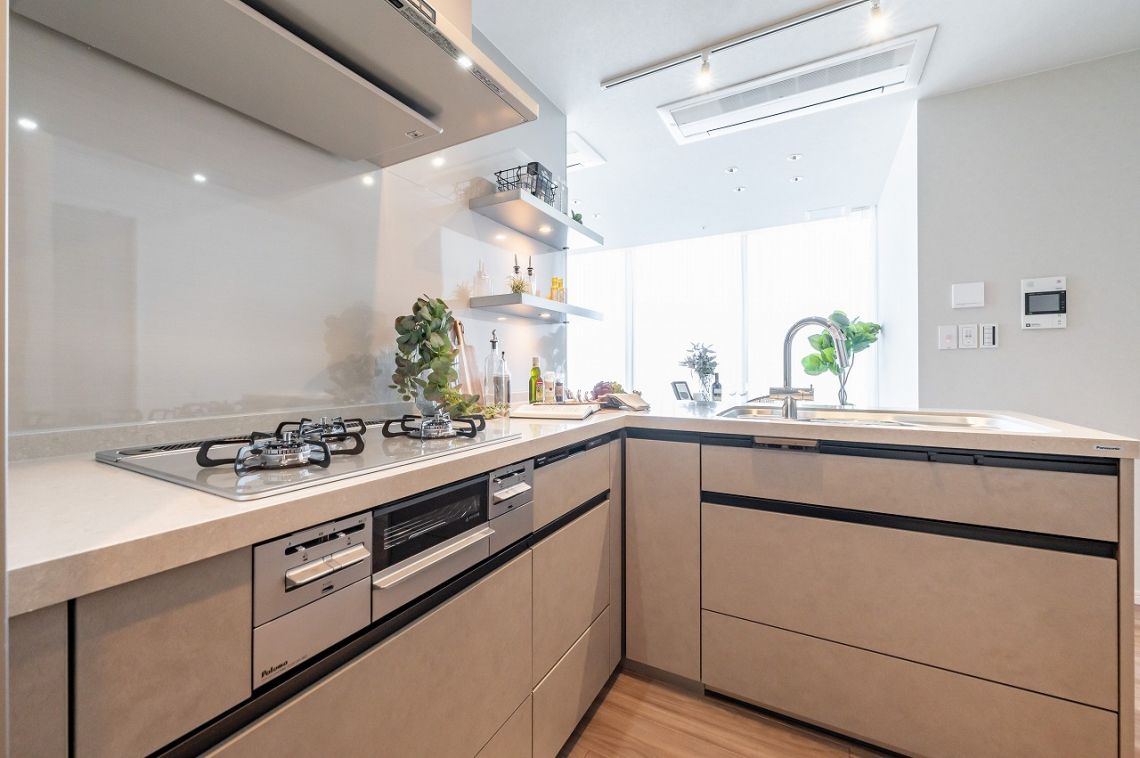 パークシティ中央湊　ザ　タワーキッチン