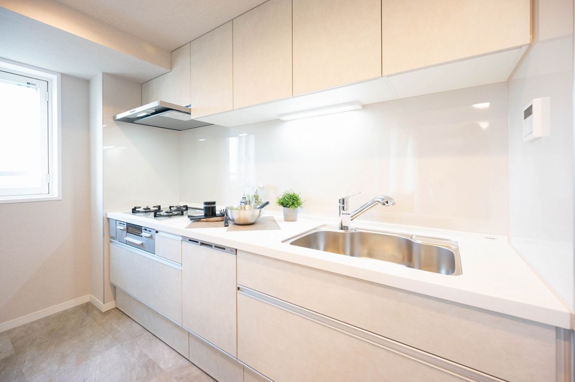 ライオンズグローベル本牧キッチン