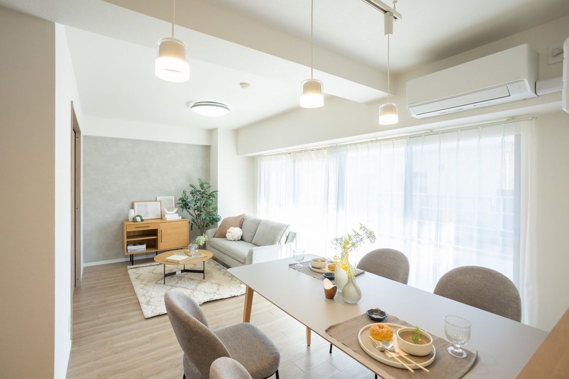 サンシティ戸坂千足ダイニング