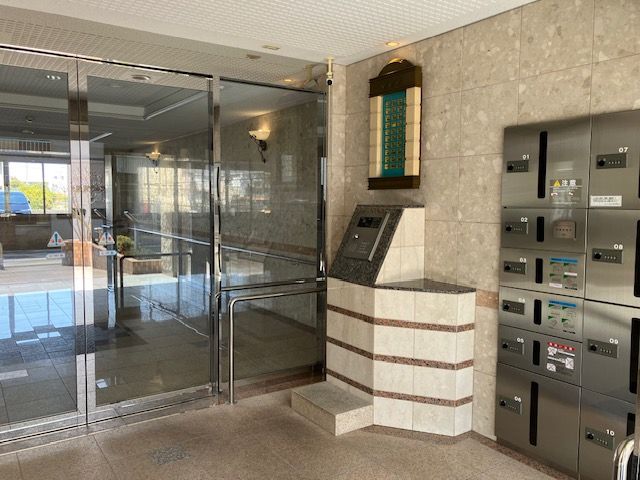 サントノ－レ佐古八番町エントランス