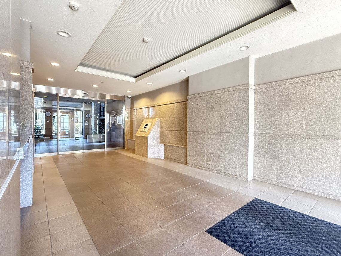 コンポーゼ亀有エントランス