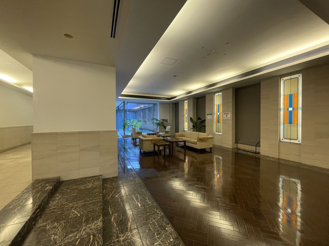 落合ハイムロビー