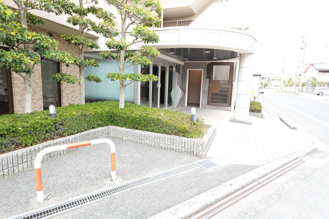 リベール原尾島エントランス