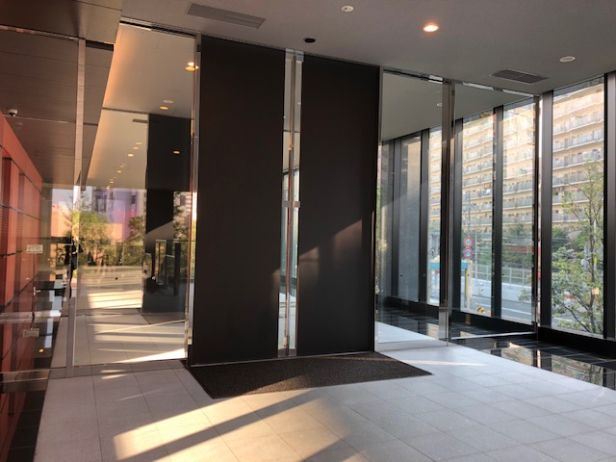 シティタワー大阪天満エントランス