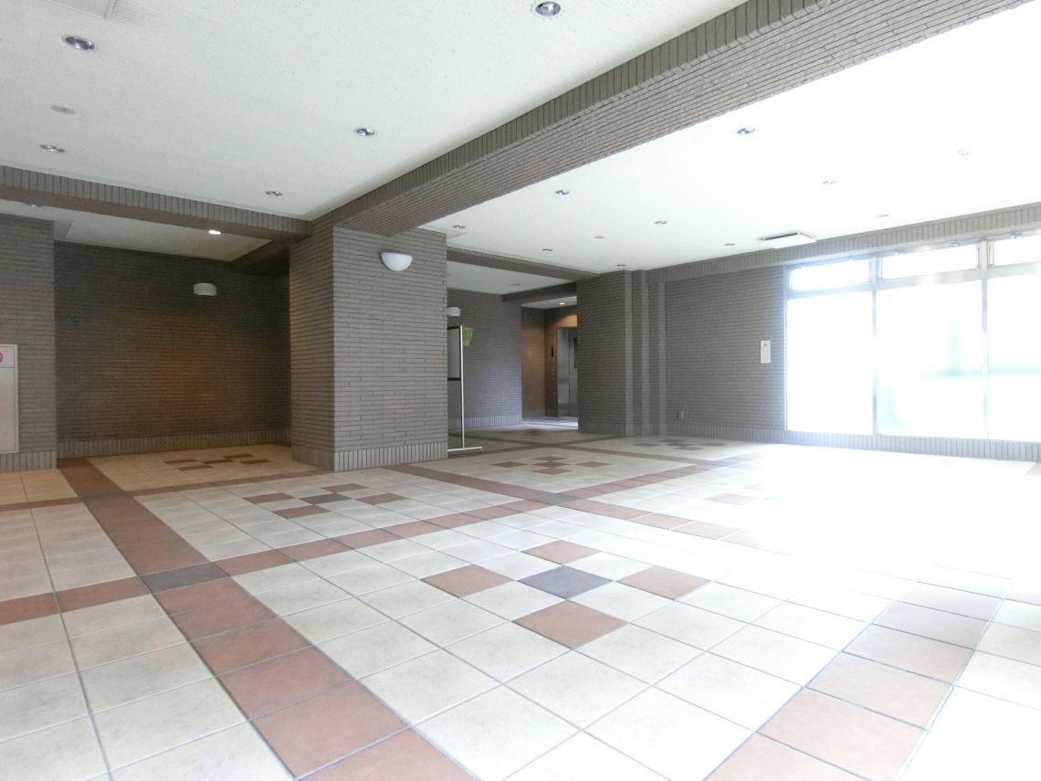 ライオンズマンション西院ロビー