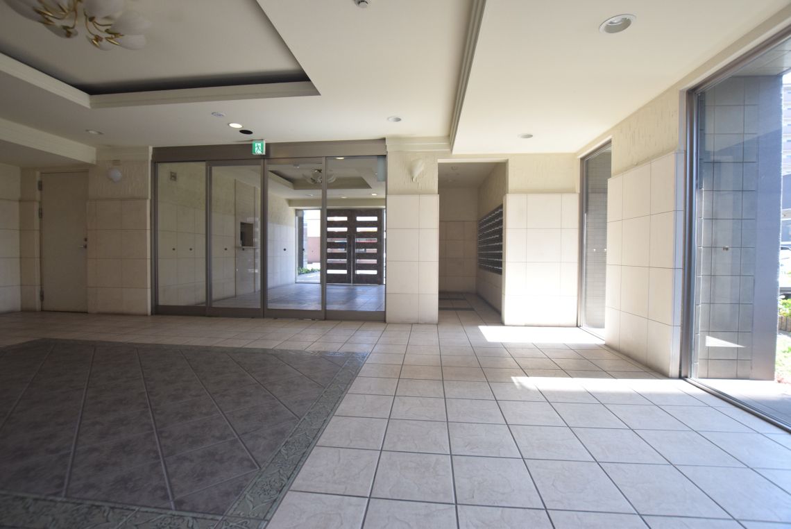 サンマンションアトレ横須賀駅前グランドコートロビー