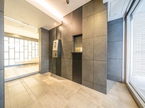 ライオンズ千代田岩本町ミレスエントランス